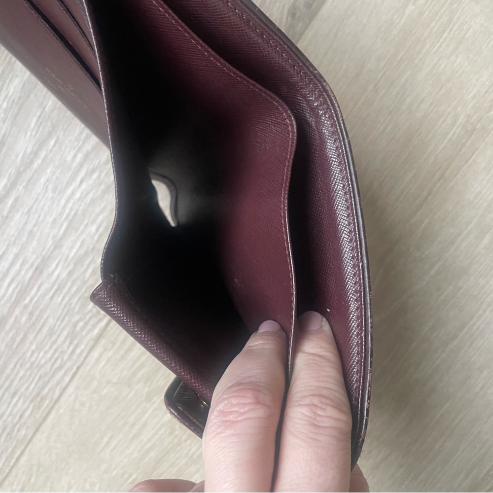 Louis Vuitton Burgundy Monogram Wallet 🤍 - Picture 7 of 14